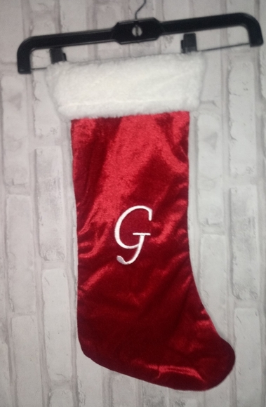 custom embroidered stocking with a G - Picture 5 of 12